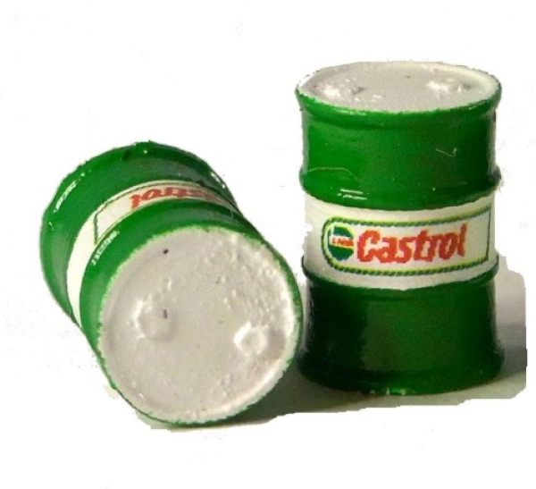 I Ausschmückung Ölfässer Castrol 2x