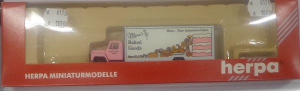 H0 LKW Ih Truck, Mom´s, baked Goods, etc..............................................................................................