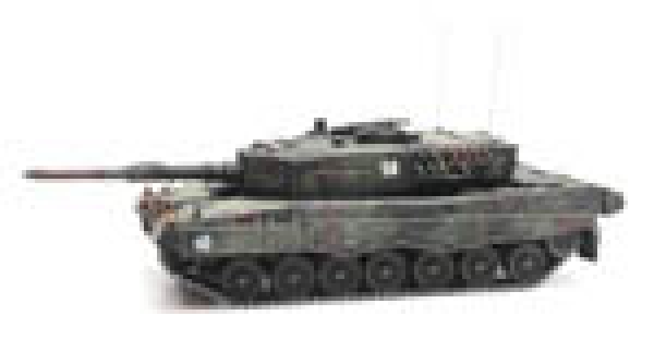 H0 mili Ch Panzer Leopard 2A4, etc.........................