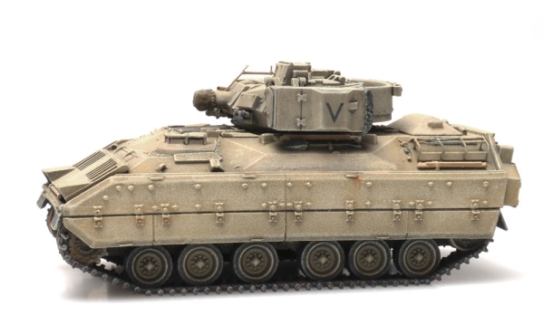H0 mili USA US Panzer M3 CFV Bradley , gelb, Eisenbahnverladung, etc............................