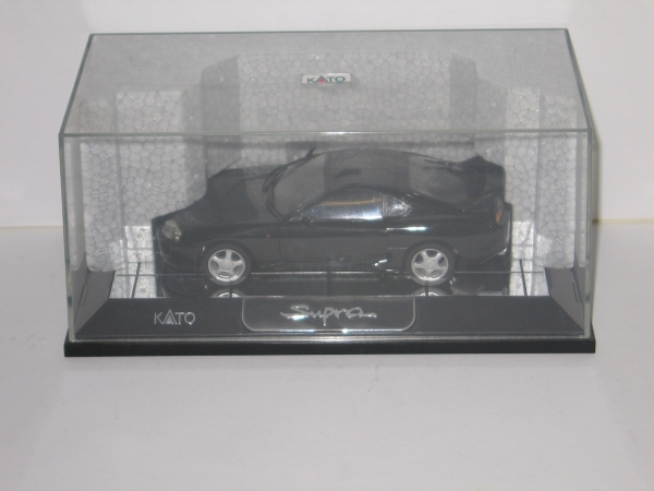 1: 43 J PKW Tojota schwarz, Model CAR 431 , etc.......................................................................................................................