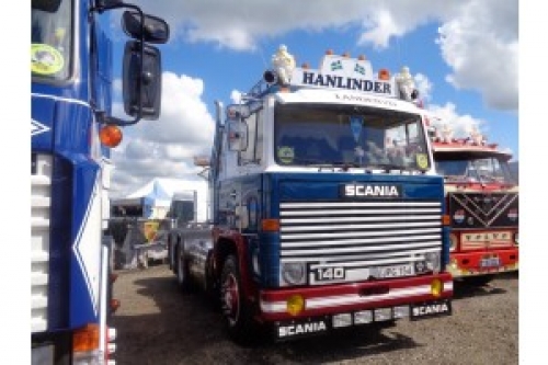 1 50 LKW Scania Zugmaschine Hanlinder