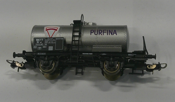 H0 F SNCF Kesselwagen mit Bremserbühne, 2A, Ep.III, " PURFINA ", silbern, etc.................