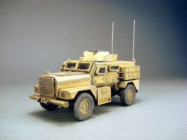 H0 mili CDN LKW Minengeschütztes Fahrzeug, MRAP Cougar H, etc..........................................................................................