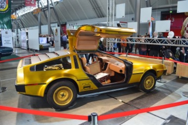 H0 D PKW De Lorean DMC golden Germany