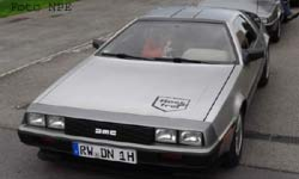 H0 D PKW De Lorean DMC 12  Rostfrei