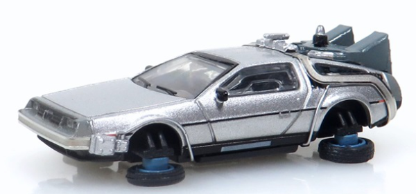 H0 D PKW De Lorean Zeitmaschine fliegend, graue Inneneinrichtung, etc...............................