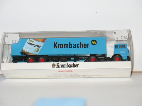 H0 LKW Zugmaschine mit Aufleger Krombacher Pils