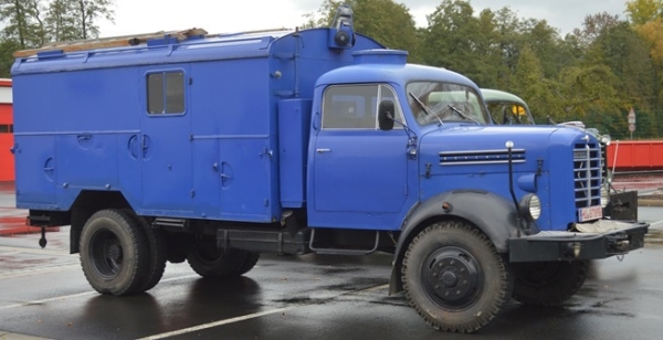 H0 D LKW Borgward B 4500 A/ D GKW THW, 2A,  Ep.III, Wetzlar, etc.............................