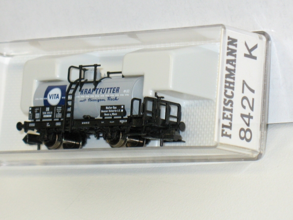 N D DB Kesselwagen mit Bremserbühne, " Kraftfutter VITA ", grau, 2A, Ep.III, etc..............................................................................