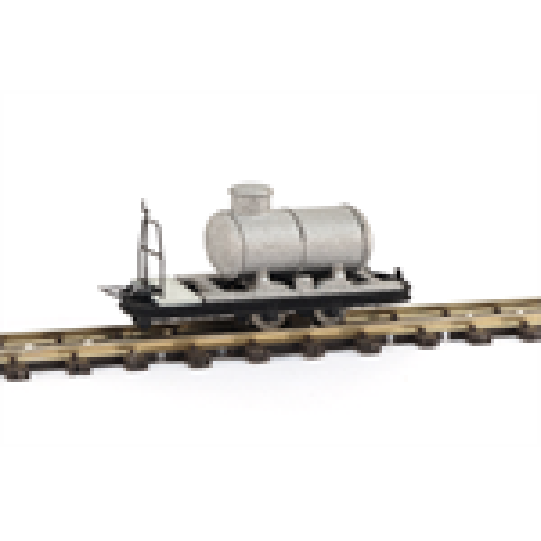 H0e Bahnfahrzeuge Güterwagen Loren mit ovalen Tankaufbau, Bremserbühne, silber- schwarz, 2A, etc....................