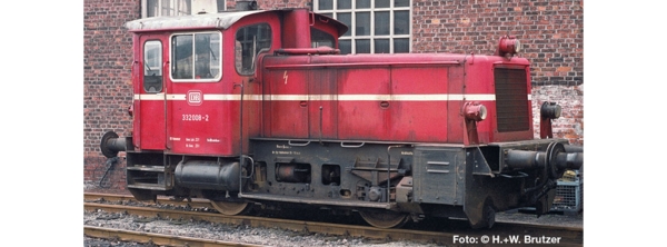 N D DB Diesellokomotive Typ Köf 11, 2A, Ep.III, Nr. 11 008, 332 006-2, L= 49mm,   purpurrot, etc...............