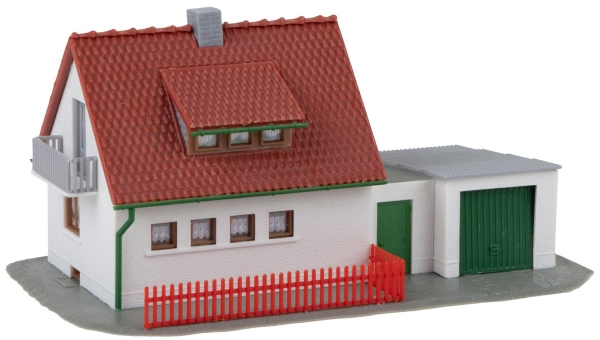 H0 Gebäude BS Wohnhaus mit Garage, 135x 75x 55mm, etc............................................