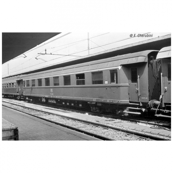 H0 I FS Reisezugwagen Set 3x, Kl.1 1x, kl.2 2x., 4A, Ep.IV, grau, " Treno Azzurro " etc.................................